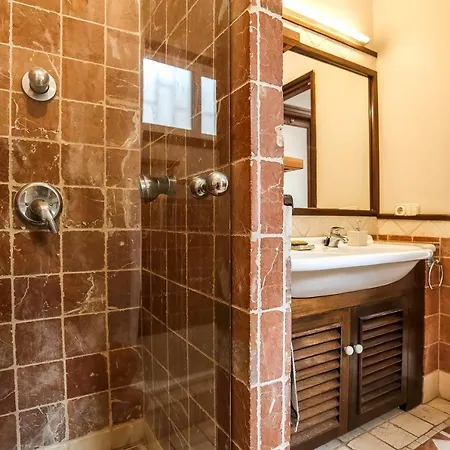 Bed & Breakfast Maria Y Lucia (adults Only)